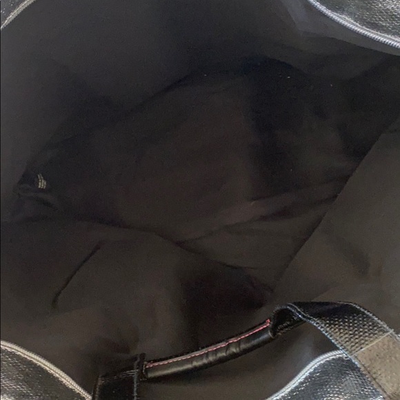 Victoria’s Secret LIMITED EDITION tote! - Picture 4 of 6